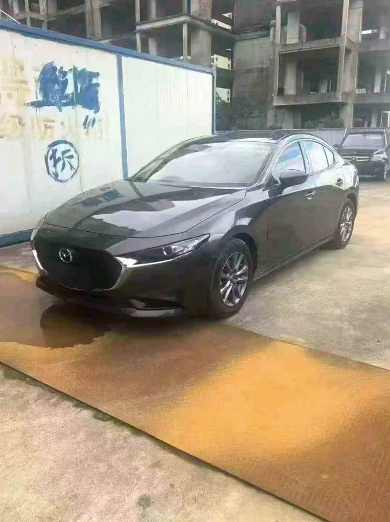 马自达昂克赛拉 正面外观三