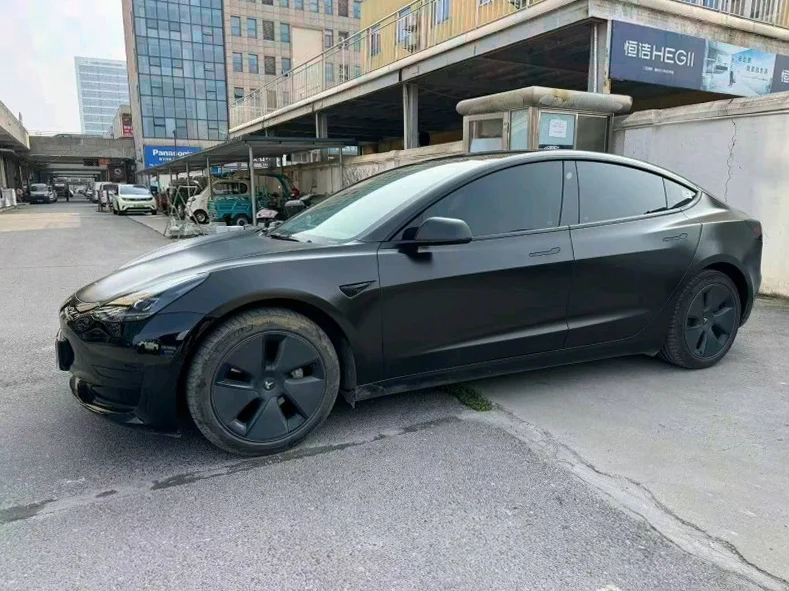 特斯拉MODEL 正面外观二