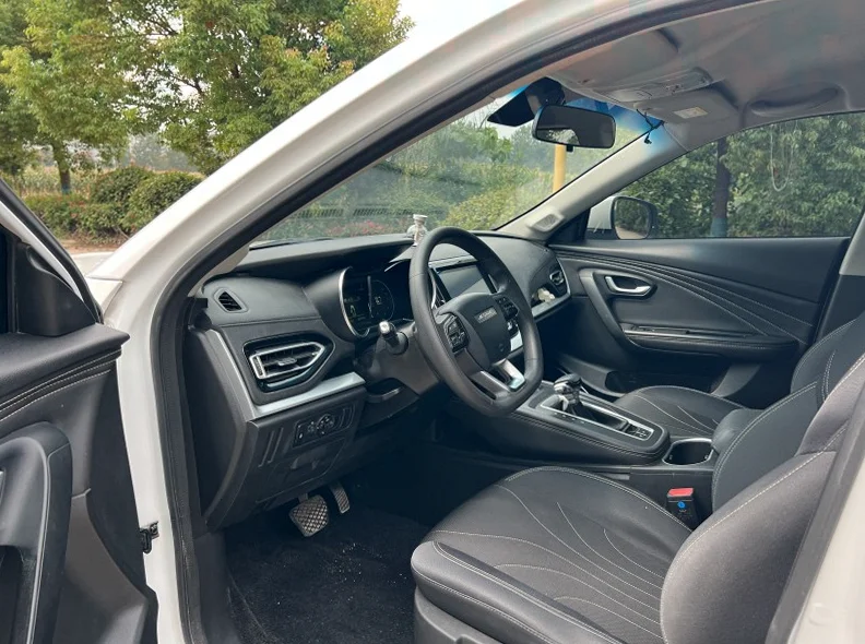 奇瑞捷途 后面外观三