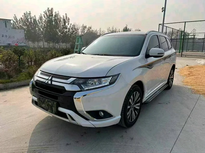 三菱欧蓝德 正面外观二