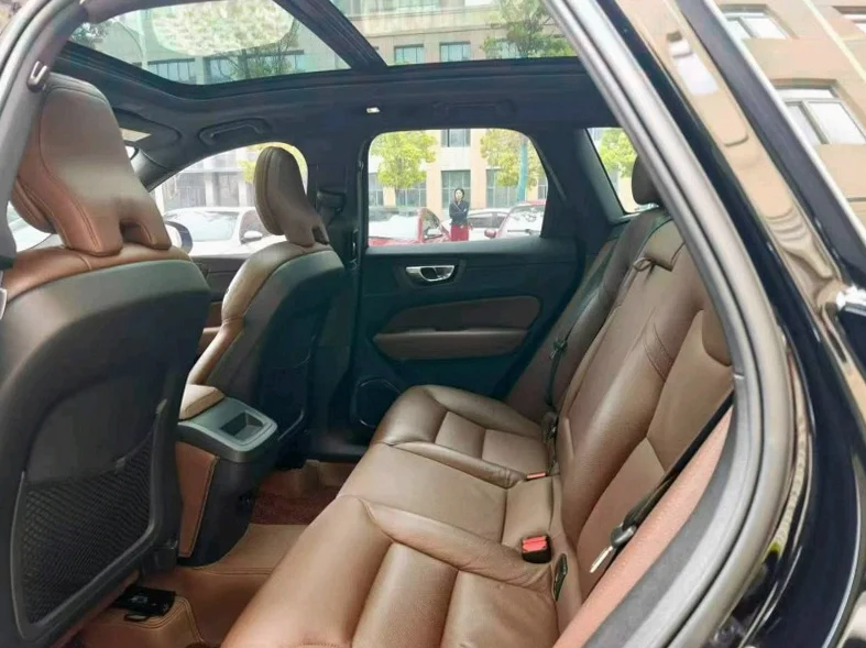 沃尔沃XC60 后面外观三