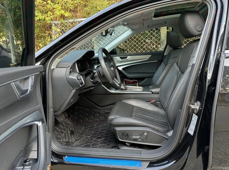 奥迪A6L 后面外观三