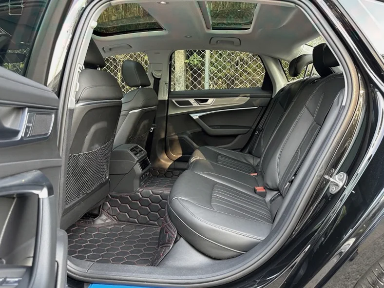 奥迪A6L 后面外观二