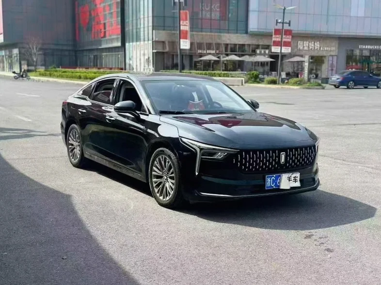 奔腾B70 正面外观二