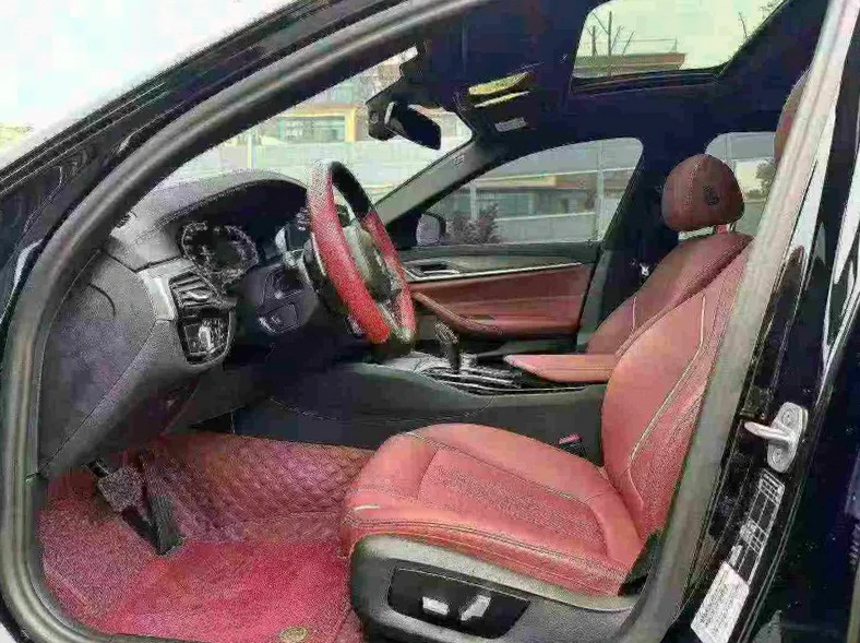 宝马5系 后面外观三