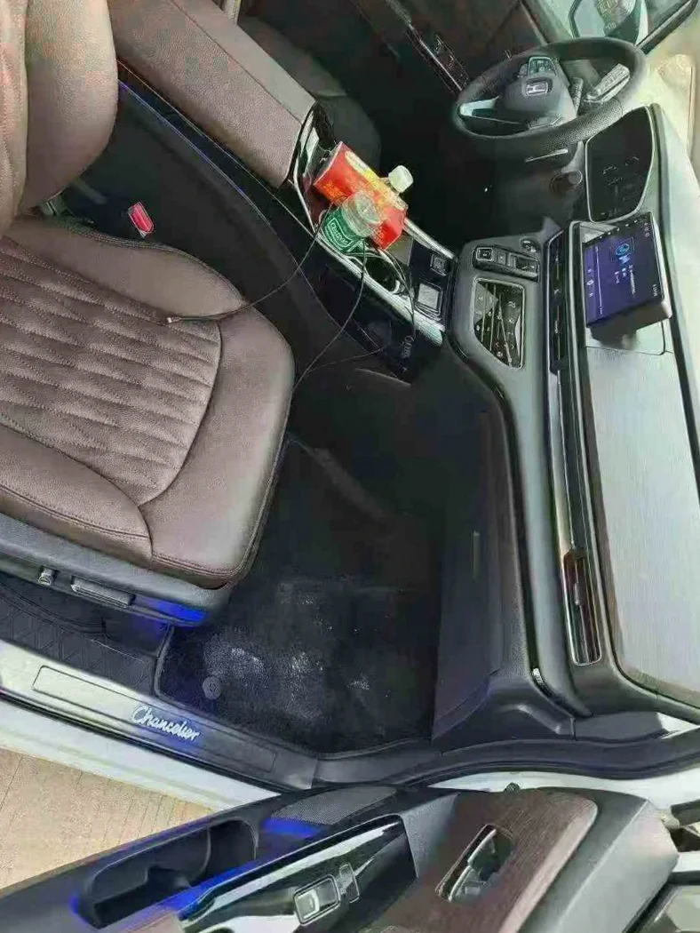 本田奥德赛 内饰前排