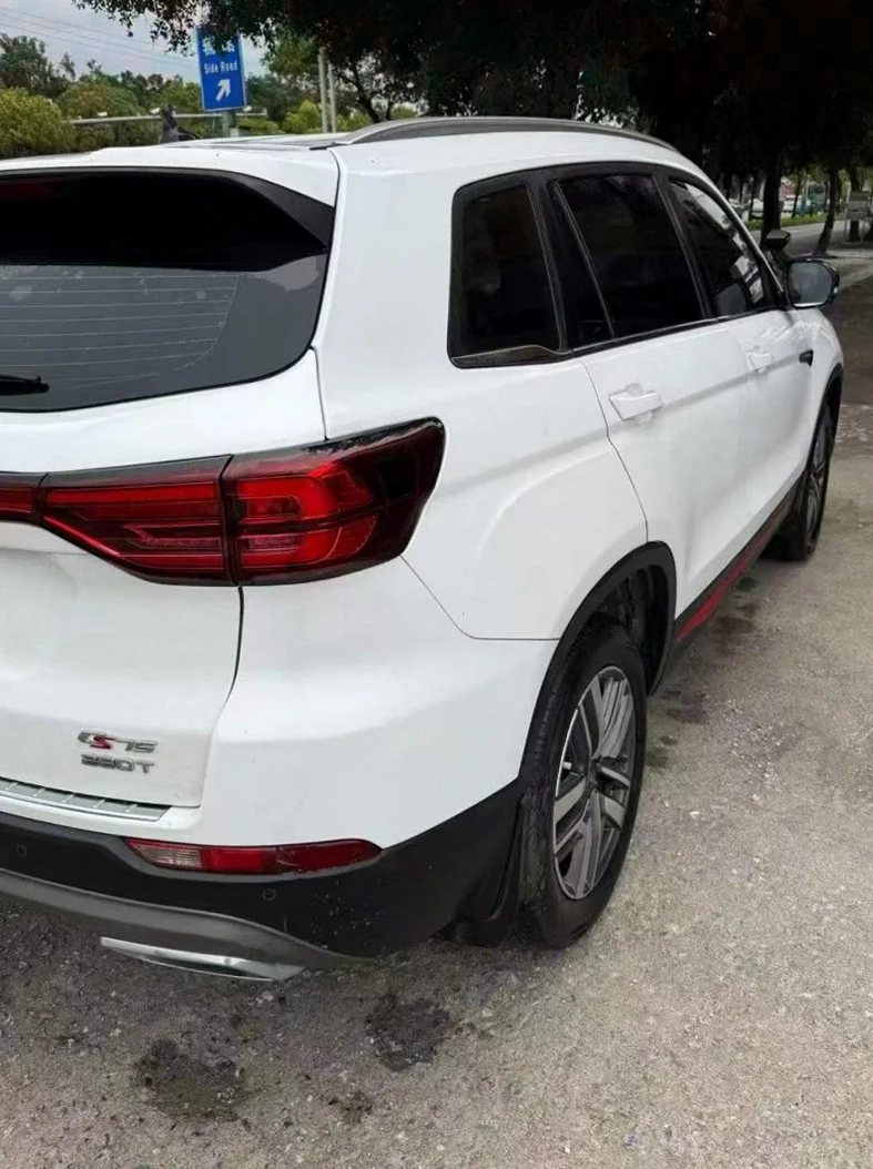 长安汽车CS75 内饰前排