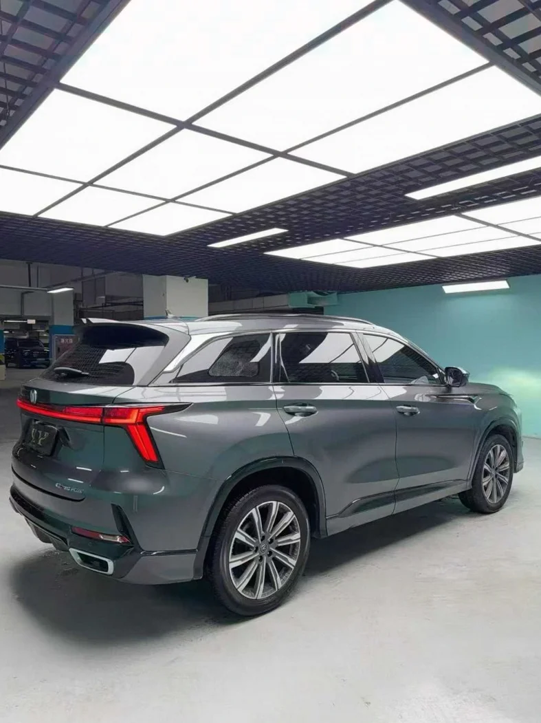 长安汽车CS75 驾驶室