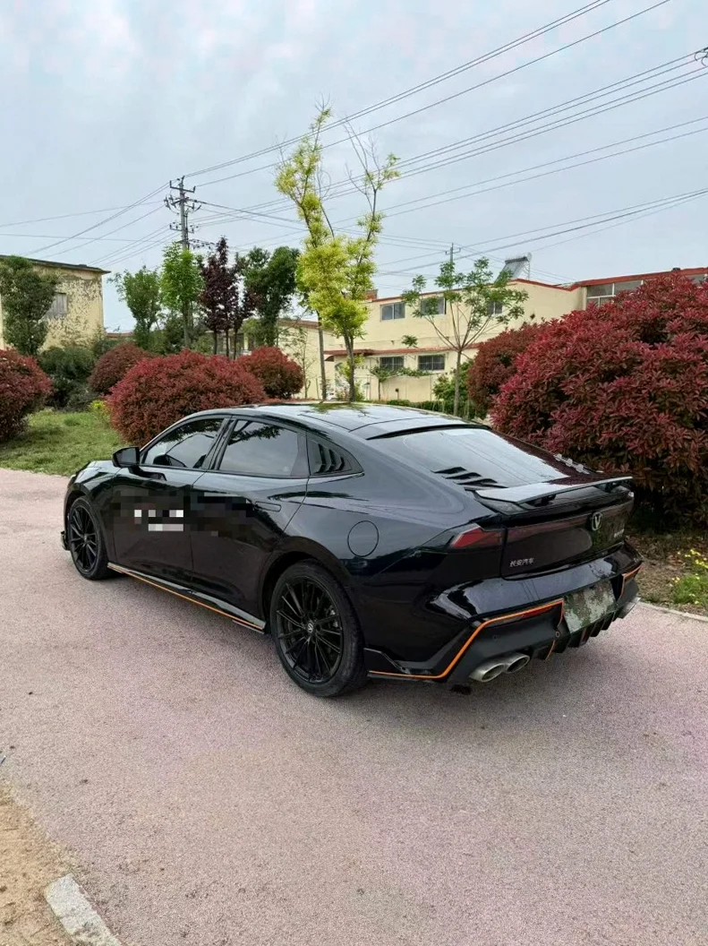 长安汽车UNI 内饰前排