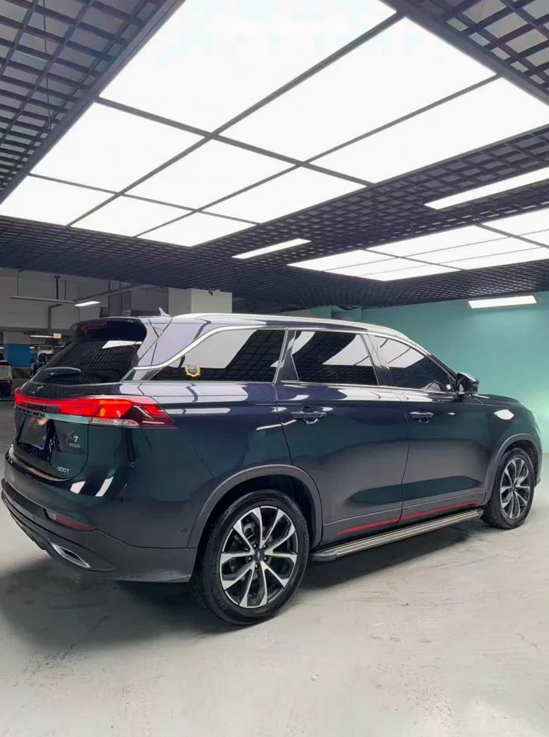 长安汽车欧尚 驾驶室