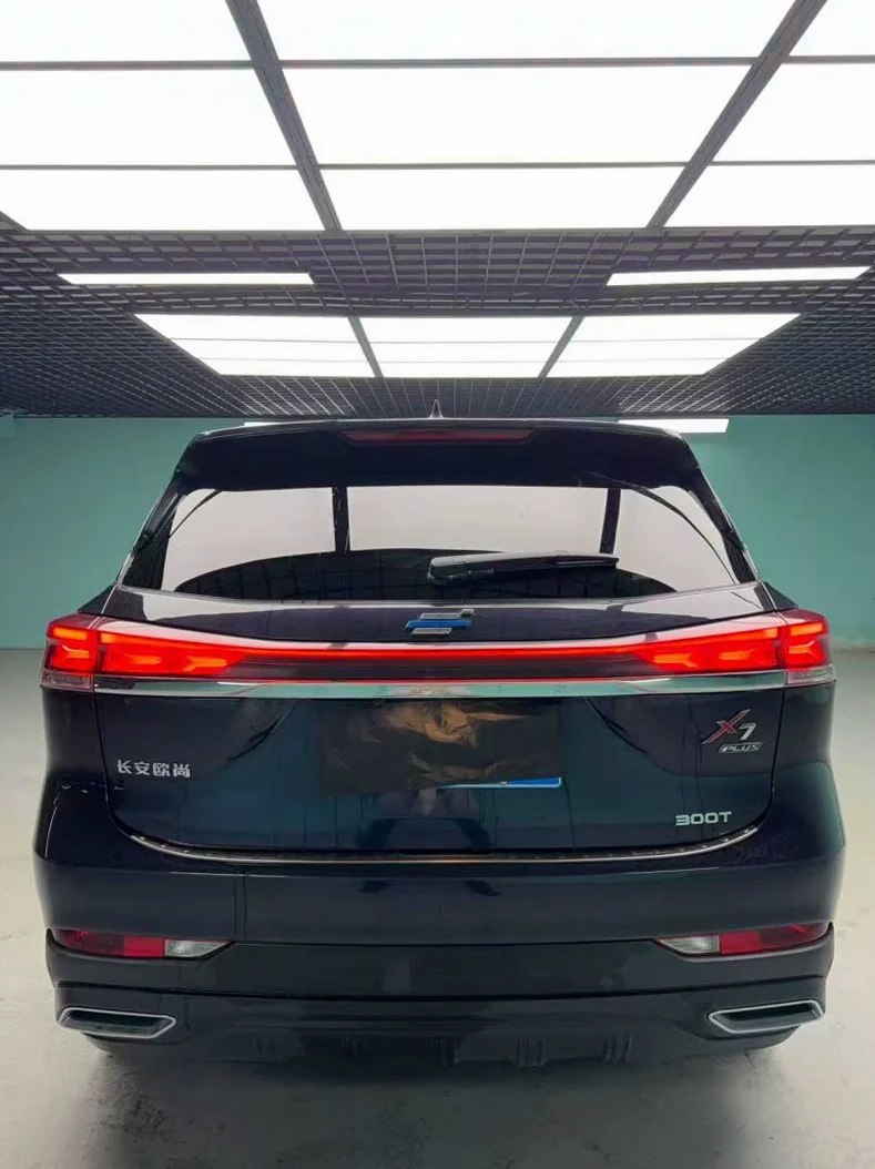 长安汽车欧尚 内饰后排