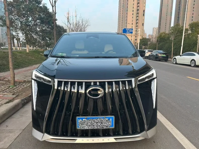 23年传祺M8宗师版