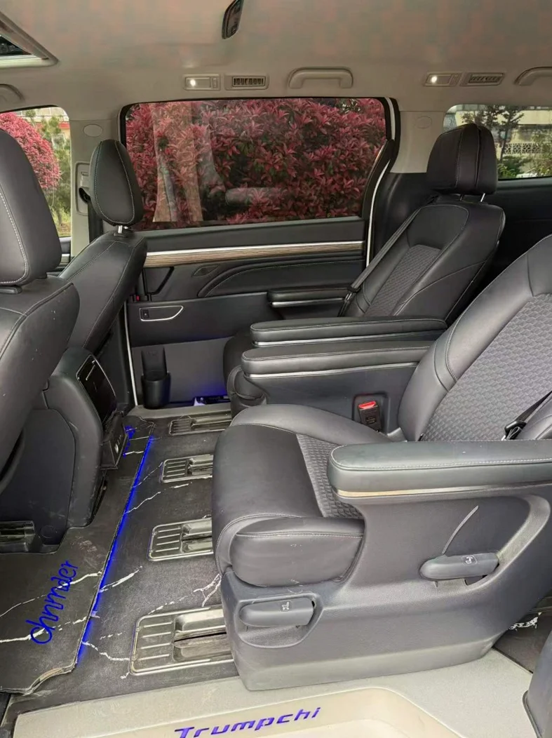 传祺M8 后面外观二