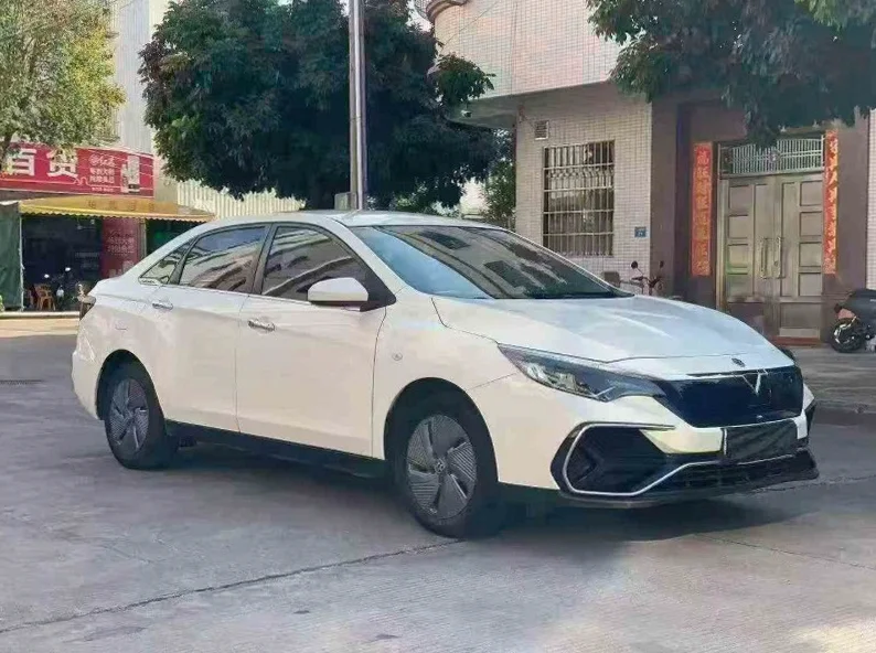 启辰D60 正面外观三