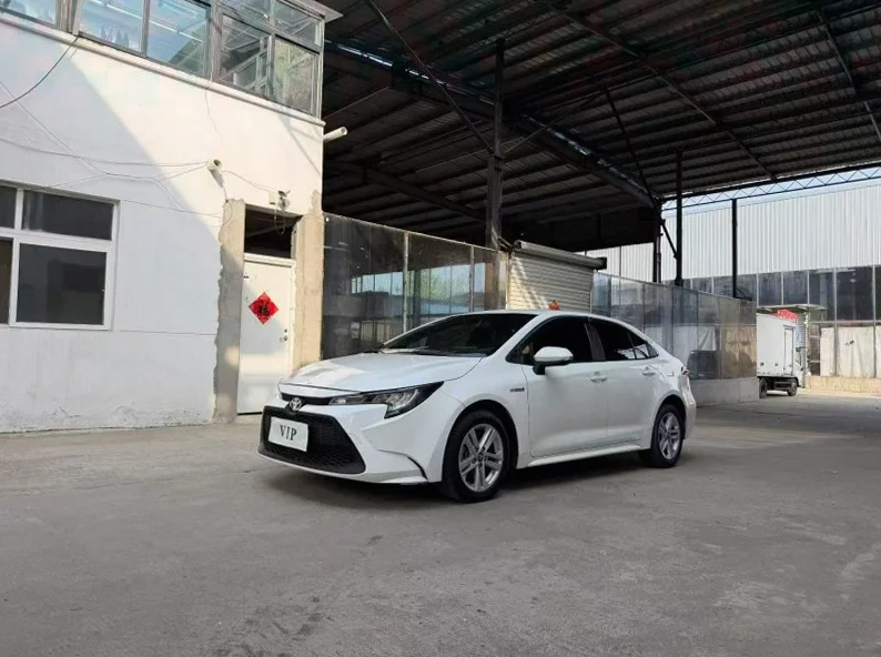 丰田雷凌 正面外观二