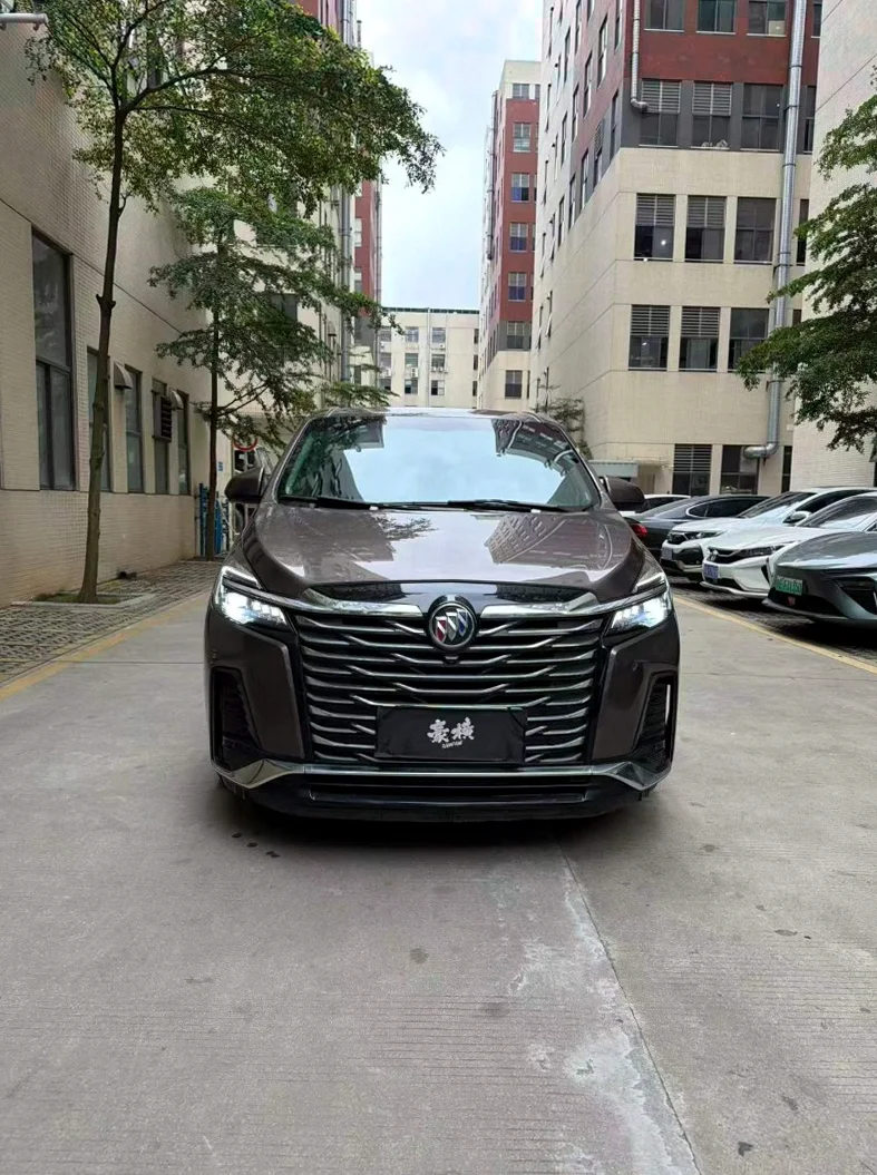23年别克GL8陆上公务仓652T豪华型