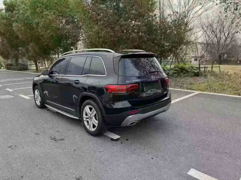 奔驰GLB 内饰前排