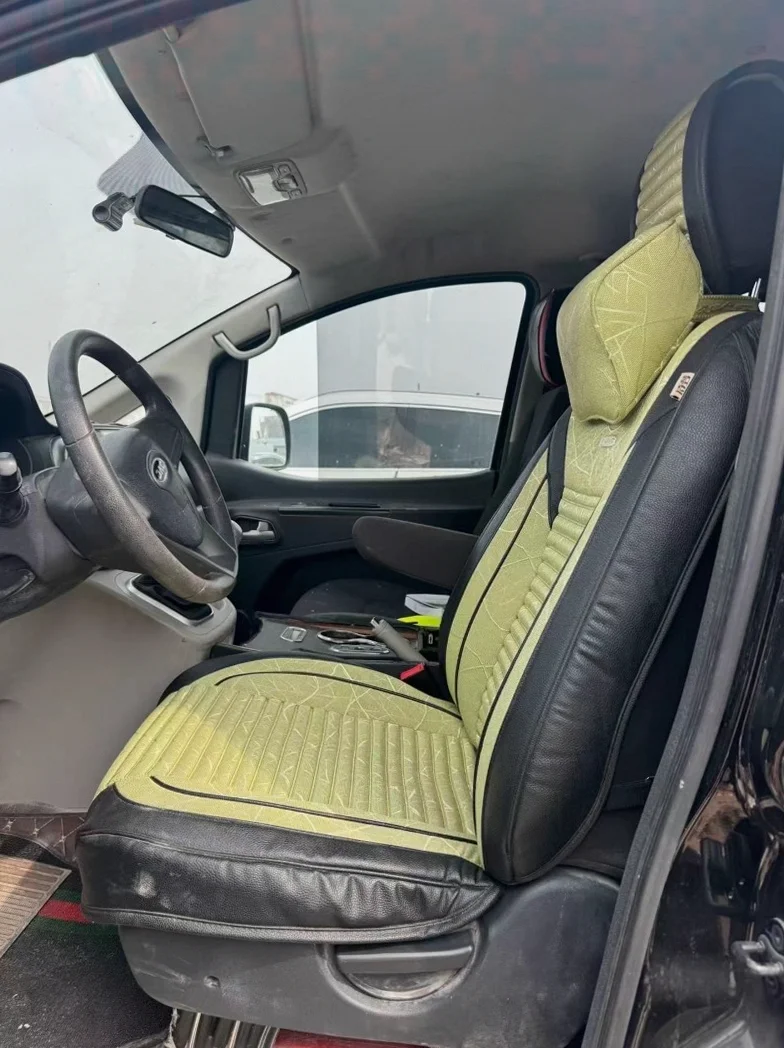 江淮瑞风 驾驶室