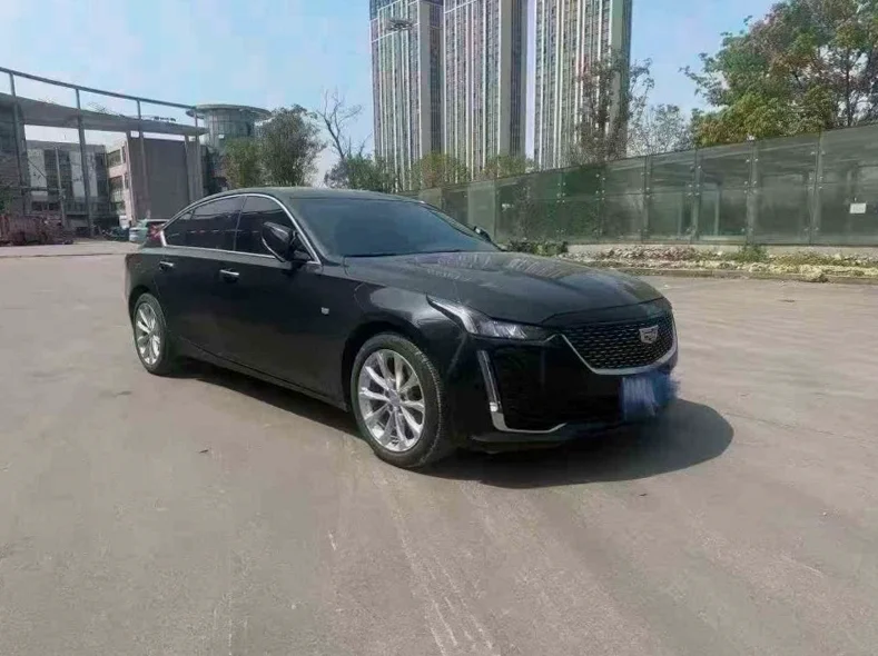 凯迪拉克CT5 正面外观二