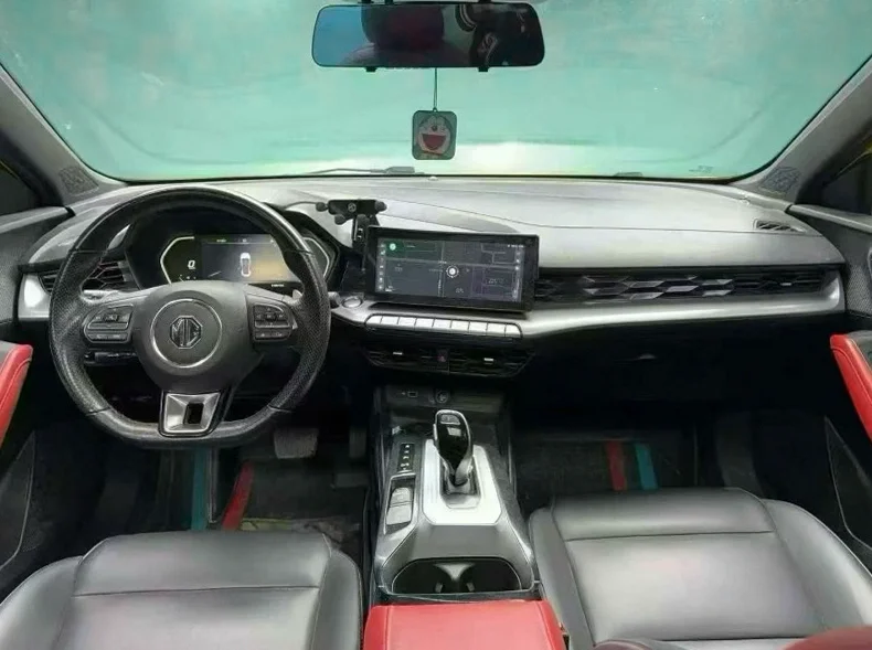 名爵5 后面外观一