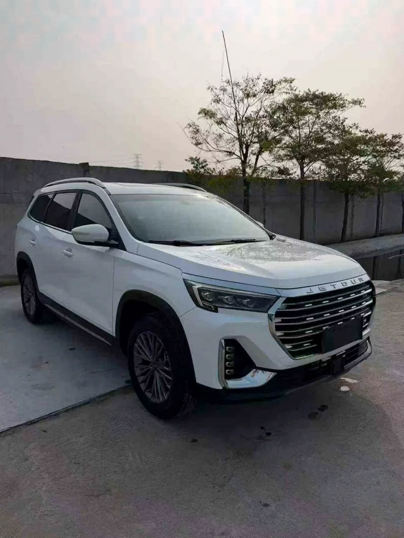 奇瑞捷途 正面外观三