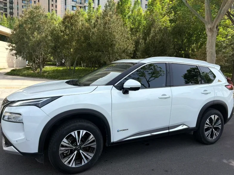 日产奇骏 正面外观二