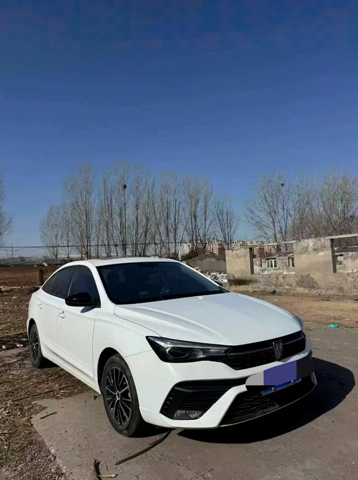 荣威i5 后面外观二