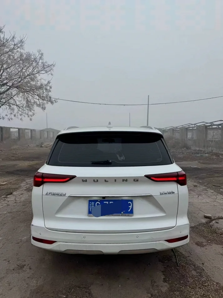 五菱汽车凯捷 内饰前排