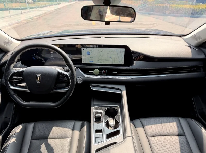 奔腾B70 后面外观三