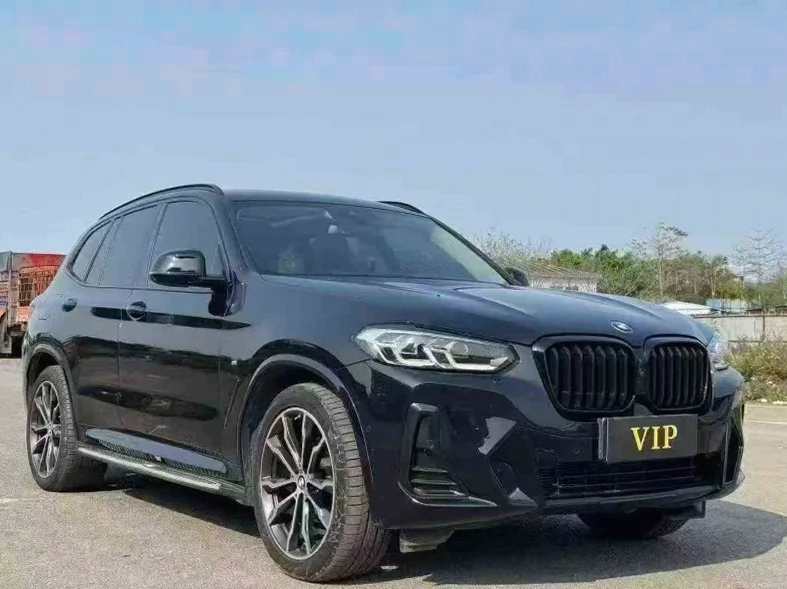 宝马X3 正面外观二