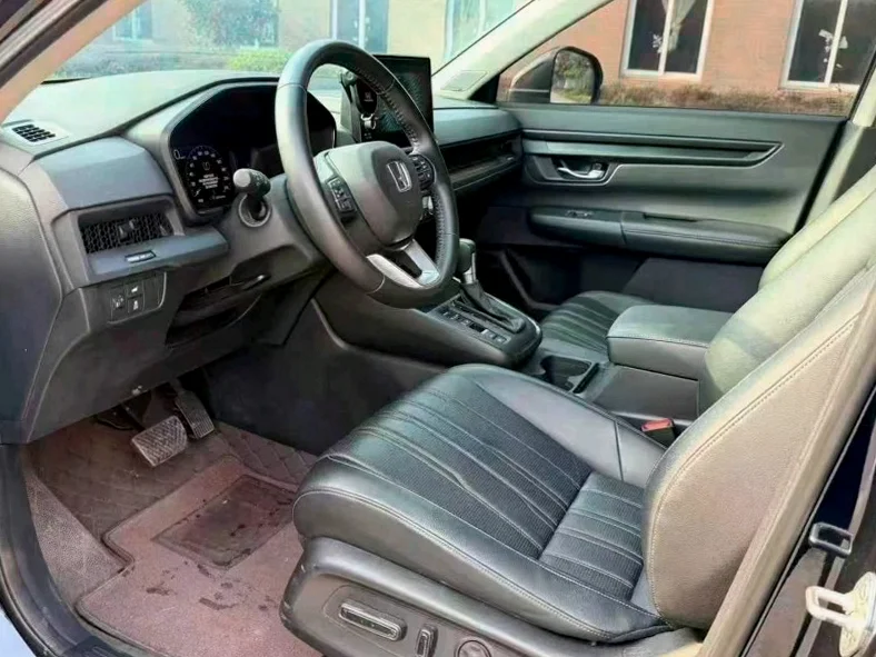 本田皓影 后面外观一