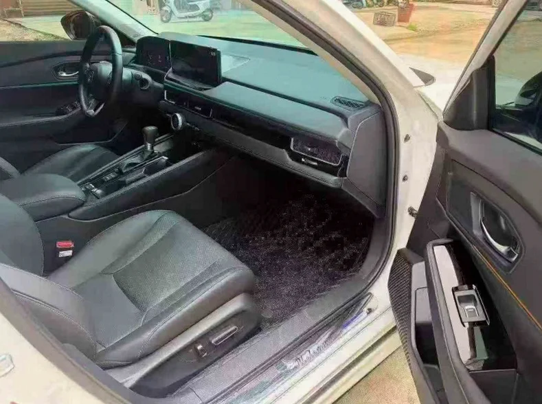 本田英诗派 后面外观一