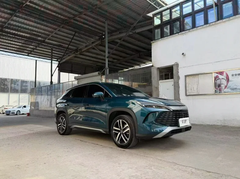 比亚迪宋 正面外观三