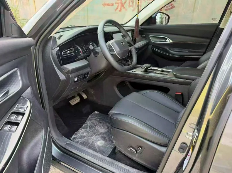 长安汽车欧尚 后面外观二