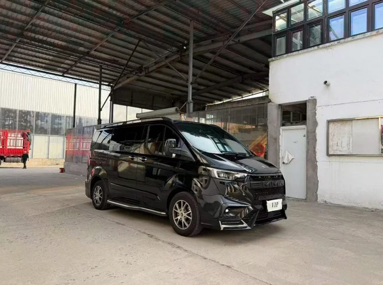 福特途睿欧 正面外观三