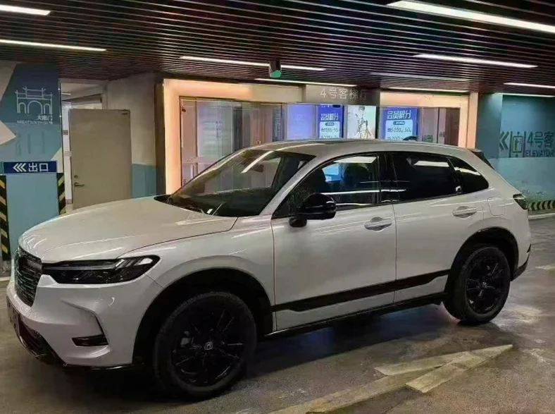 本田HRV 正面外观二