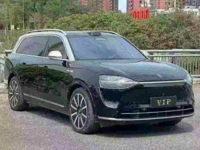 华为智选问界 驾驶室