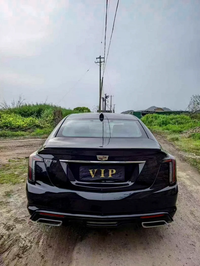 凯迪拉克CT5 后面外观一