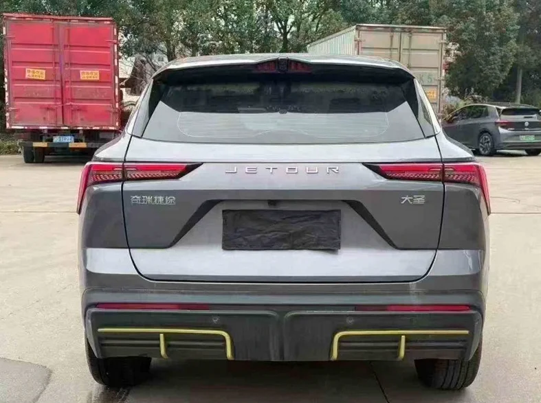 奇瑞捷途 内饰后排