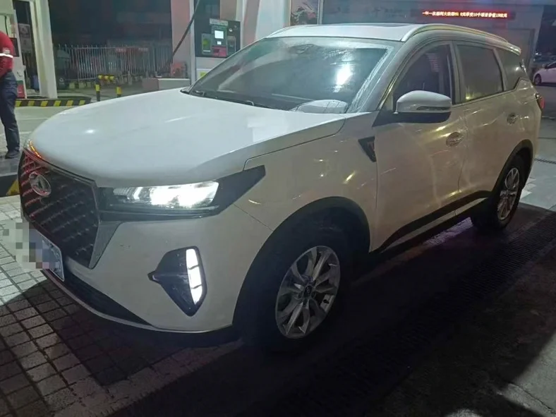 奇瑞瑞虎 正面外观二