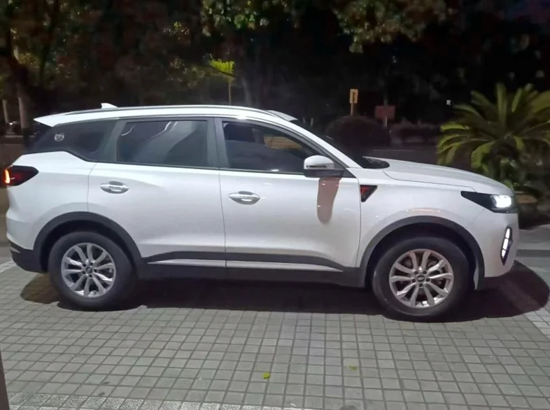 奇瑞瑞虎 后面外观二