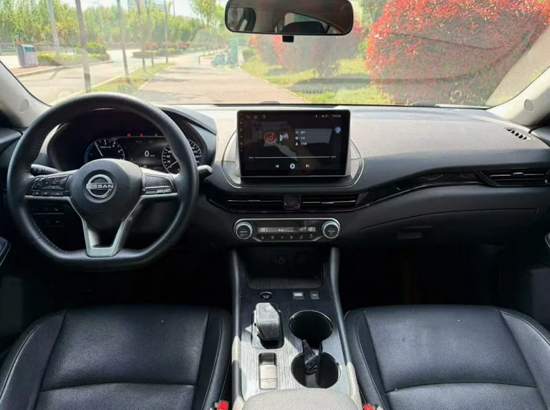 日产轩逸 后面外观三