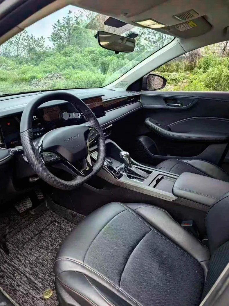 荣威i5 后面外观一