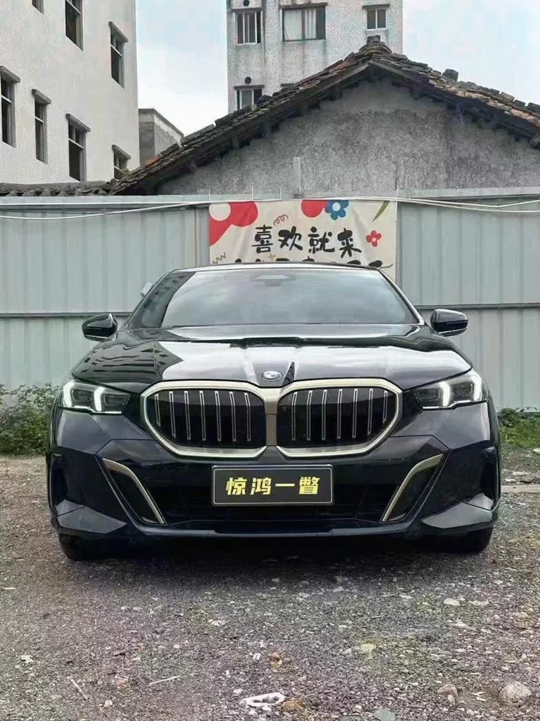 25年宝马530Li尊享M运动套装