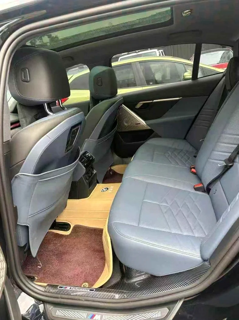 宝马5系 内饰前排