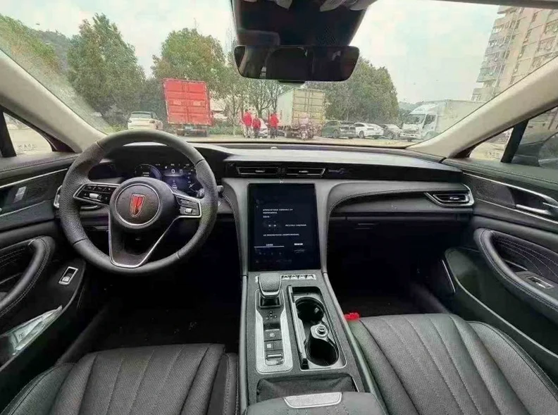 红旗H5 后面外观三