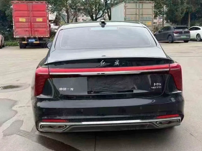 红旗H5 内饰后排