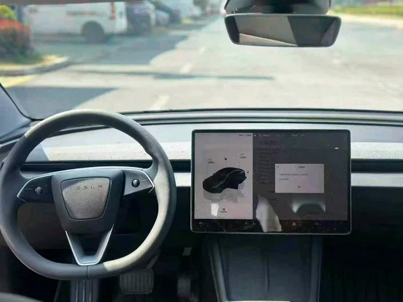 特斯拉MODEL 正面外观三