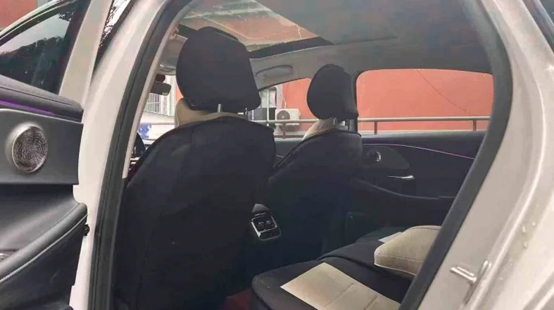 奇瑞艾瑞泽 后面外观一