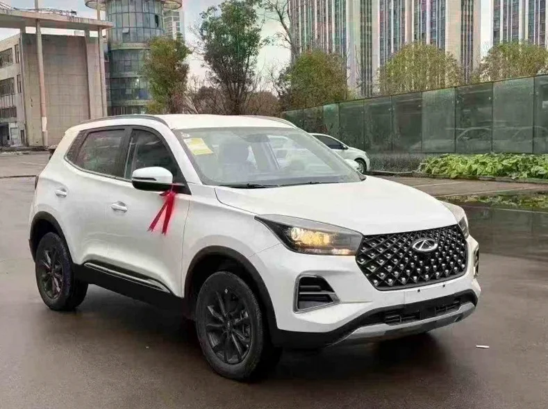 奇瑞瑞虎 正面外观二